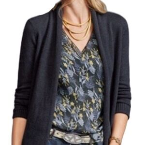 CAbi Blouse Fern Medium Sleeveless Floral‎ #3450 Top